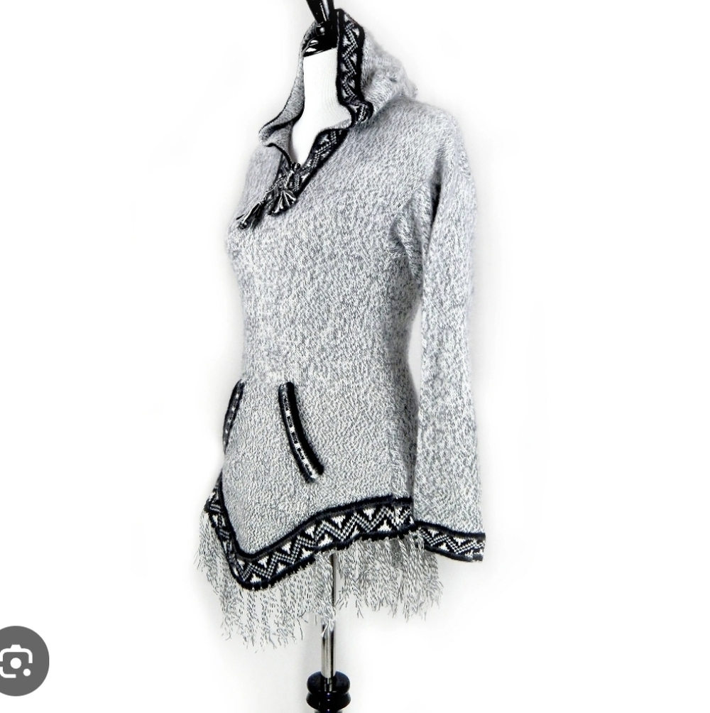 NEW Alpaca Wool Knit Pullover, Hypoallergenic Grey And Black Sm-medium Pockets
